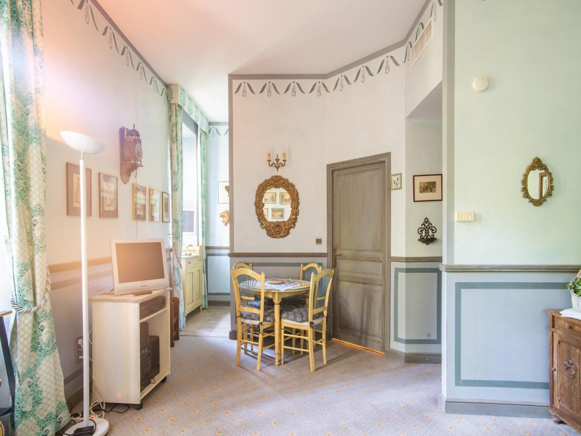 Cozy Apartment With Swimming Pool Terrace Garden Parking Montbrun-les-Bains Exterior photo