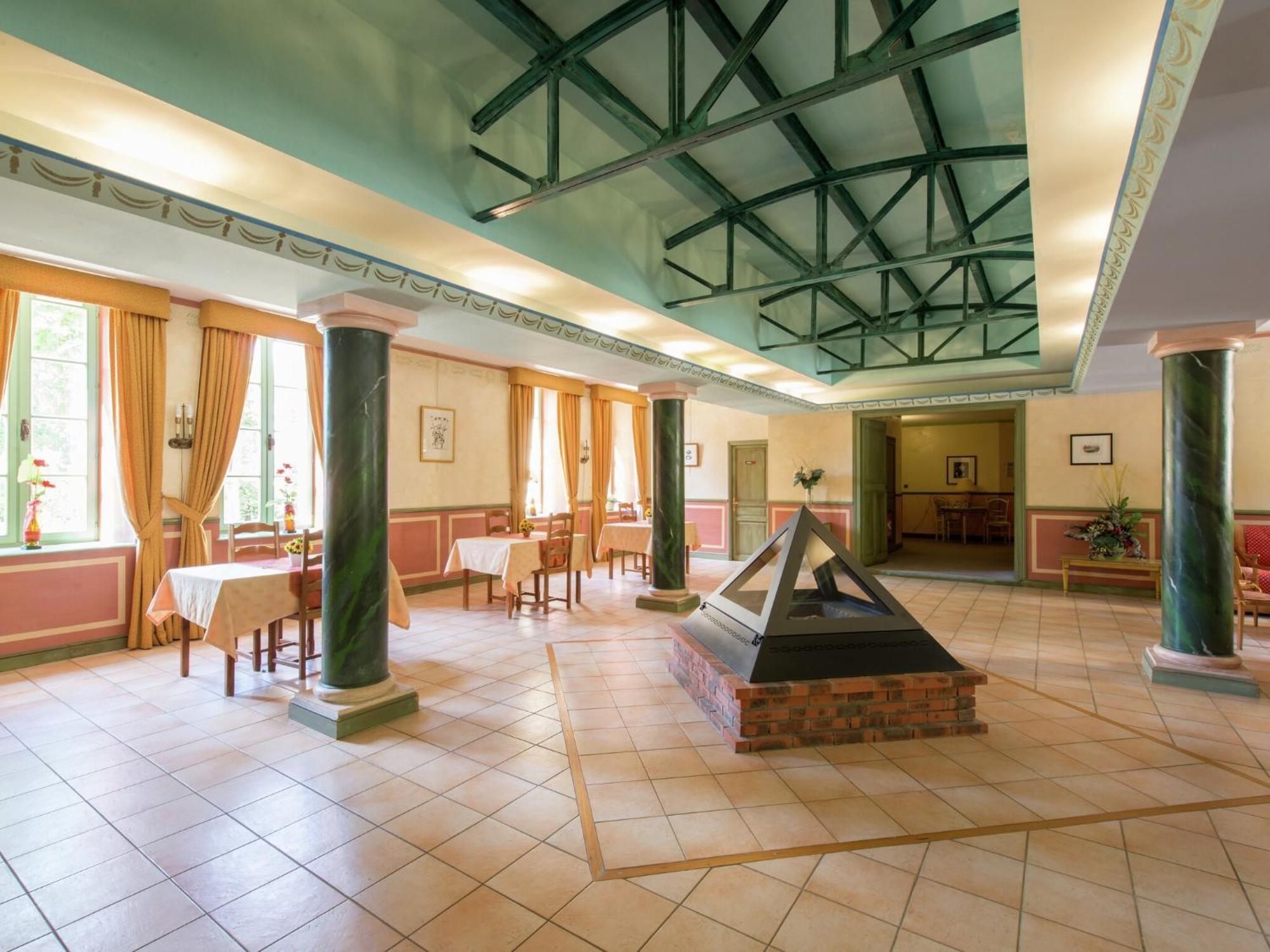 Cozy Apartment With Swimming Pool Terrace Garden Parking Montbrun-les-Bains Exterior photo