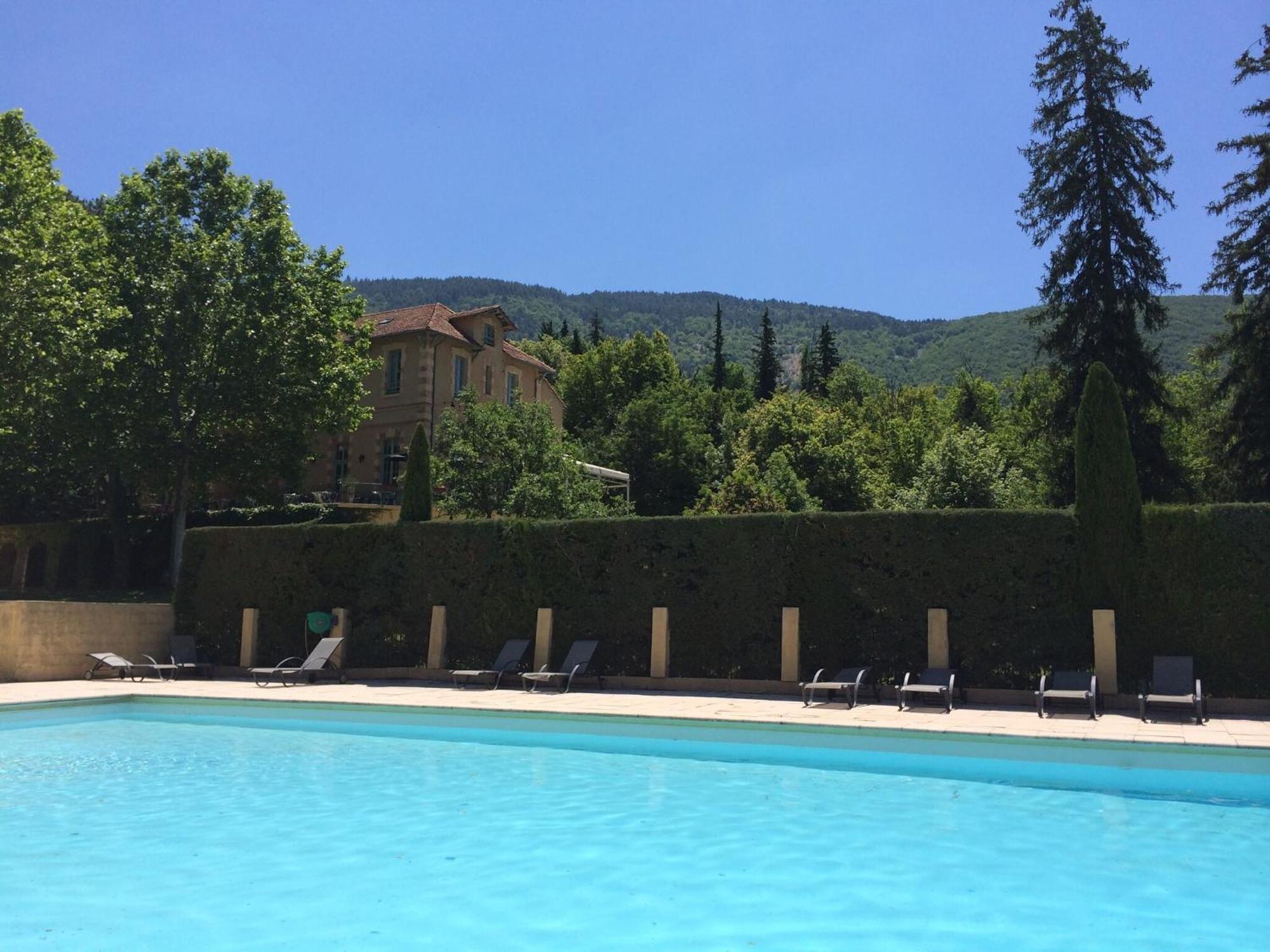 Cozy Apartment With Swimming Pool Terrace Garden Parking Montbrun-les-Bains Exterior photo